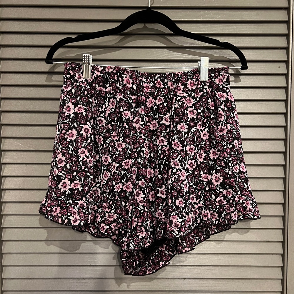 Floral Women's Shorts